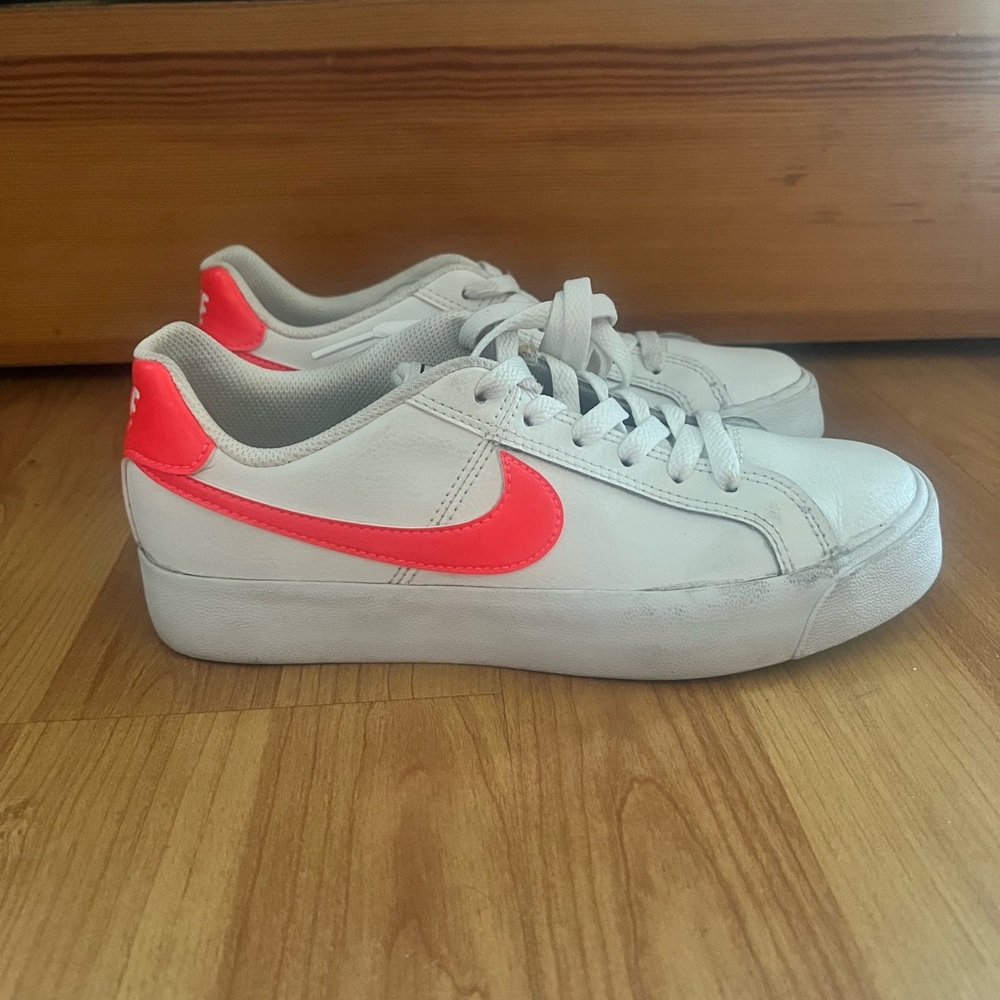 Nike Court Royale Sneakers - Picture 4 of 8